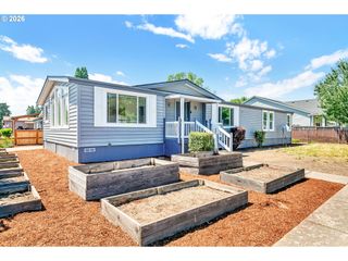 662 LOCHAVEN Ave, Springfield, OR 97477