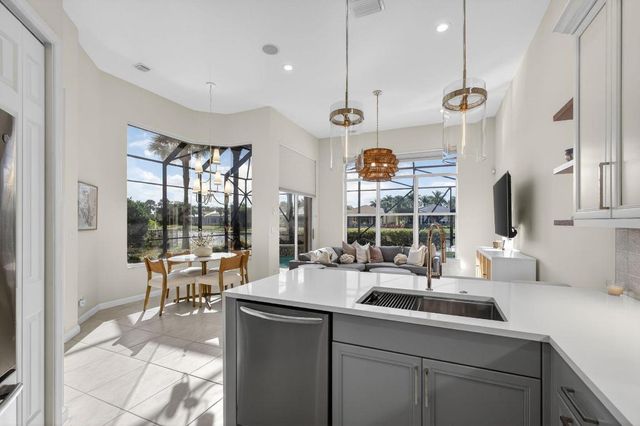 219 Andalusia Drive, Palm Beach Gardens, FL 33418