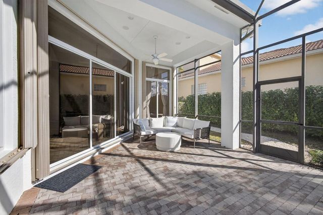 219 Andalusia Drive, Palm Beach Gardens, FL 33418