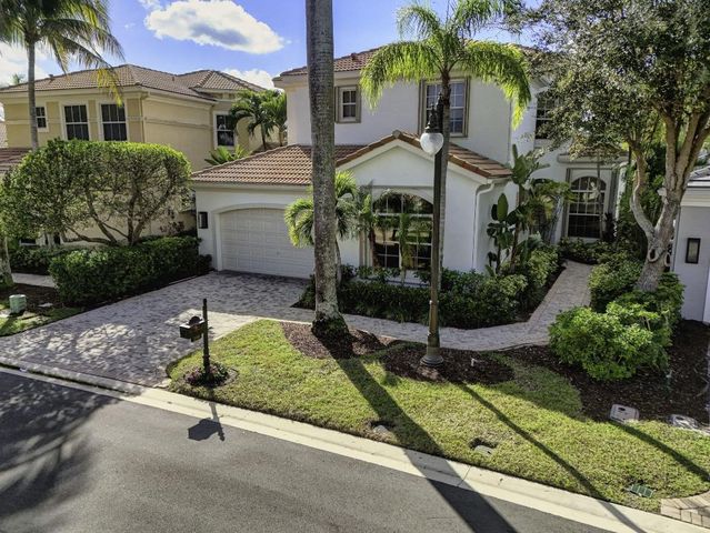219 Andalusia Drive, Palm Beach Gardens, FL 33418