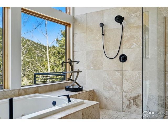 1127 Valley Ln, Boulder, CO 80302