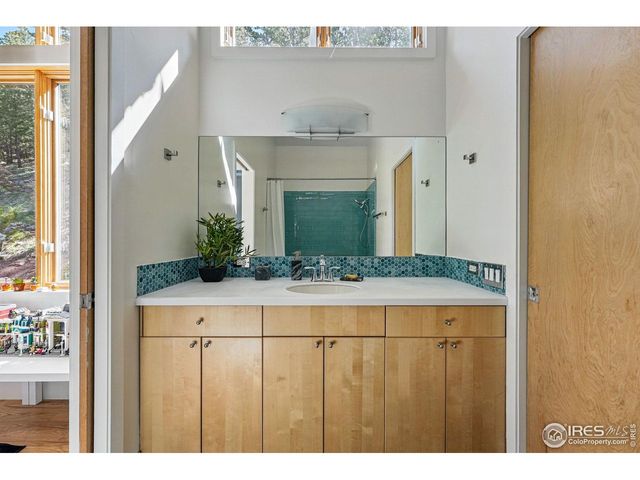 1127 Valley Ln, Boulder, CO 80302