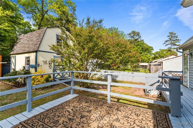 4232 Laurel Oak Rd, North Chesterfield, VA 23237