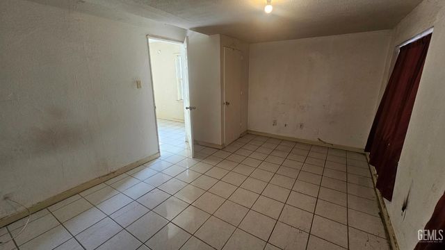 434 Francis Street, Bakersfield, CA 93308