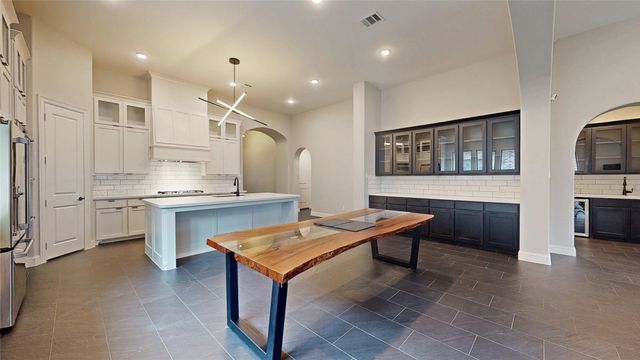 2829 Amesbury, The Colony, TX 75056