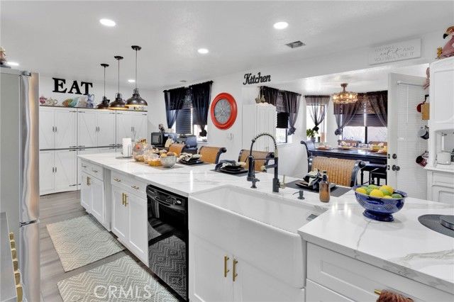 11679 Winterhawk Way, Apple Valley, CA 92308