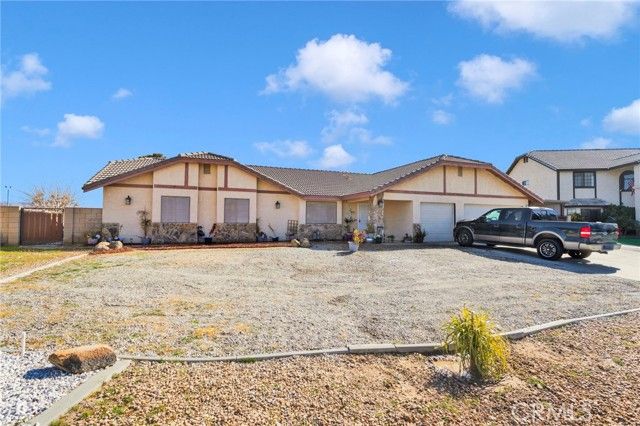 11679 Winterhawk Way, Apple Valley, CA 92308