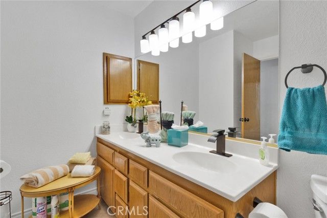 11679 Winterhawk Way, Apple Valley, CA 92308