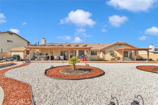 11679 Winterhawk Way, Apple Valley, CA 92308