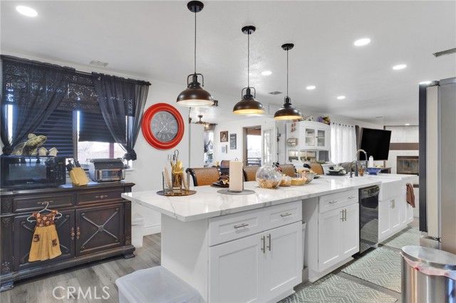 11679 Winterhawk Way, Apple Valley, CA 92308