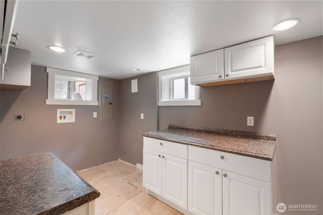 647 23rd Avenue, Longview, WA 98632