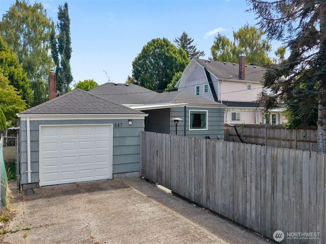 647 23rd Avenue, Longview, WA 98632