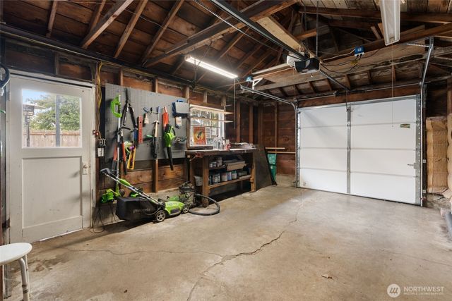 647 23rd Avenue, Longview, WA 98632