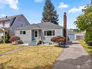 647 23rd Avenue, Longview, WA 98632