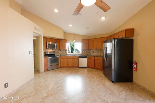 8612 N Siriga Way, Tucson, AZ 85742