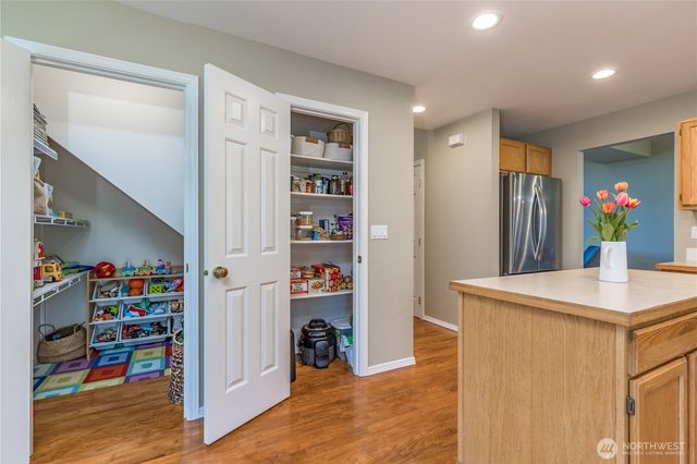 13013 SE 305th Court, Auburn, WA 98092