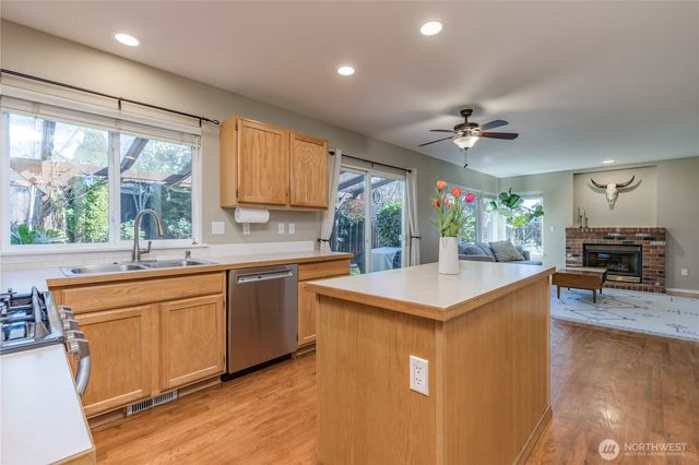 13013 SE 305th Court, Auburn, WA 98092