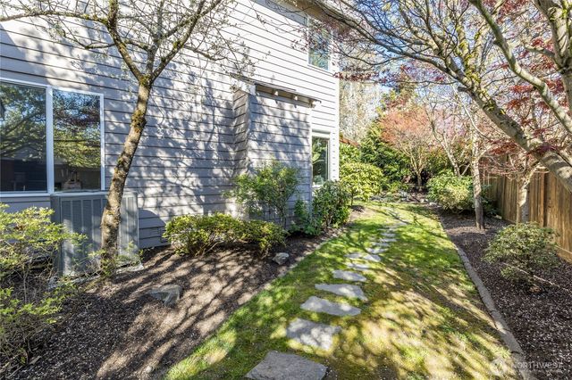 13013 SE 305th Court, Auburn, WA 98092