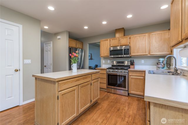 13013 SE 305th Court, Auburn, WA 98092