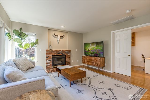 13013 SE 305th Court, Auburn, WA 98092