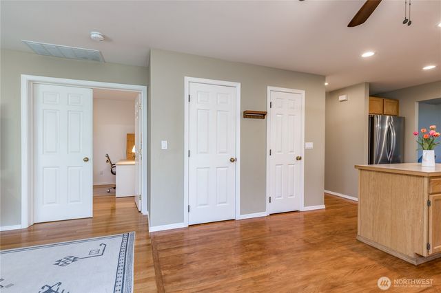 13013 SE 305th Court, Auburn, WA 98092