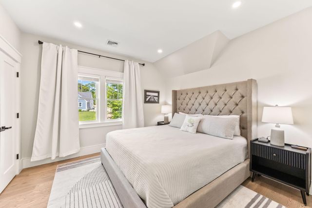83 Sisters Circle, Yarmouth Port, MA 02675