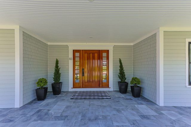 83 Sisters Circle, Yarmouth Port, MA 02675