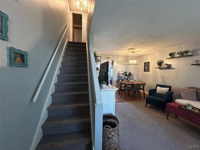 205 Natick Circle, Camillus, NY 13031