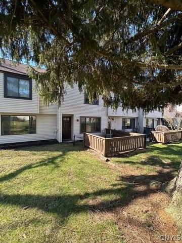 205 Natick Circle, Camillus, NY 13031