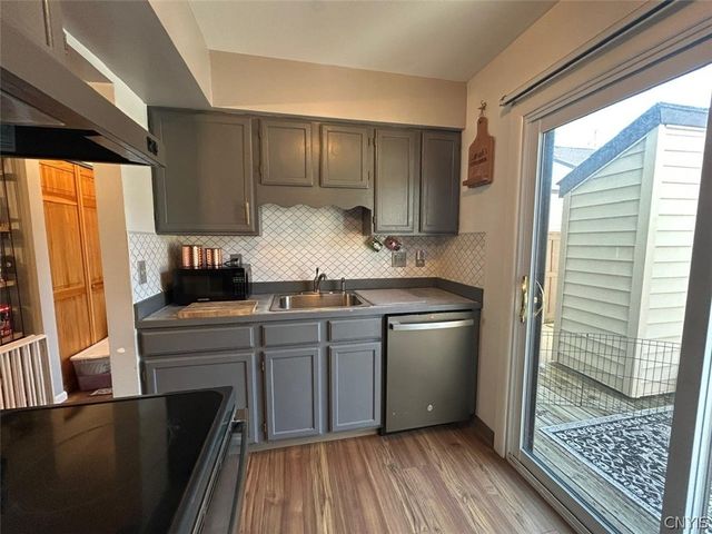 205 Natick Circle, Camillus, NY 13031