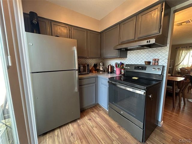 205 Natick Circle, Camillus, NY 13031