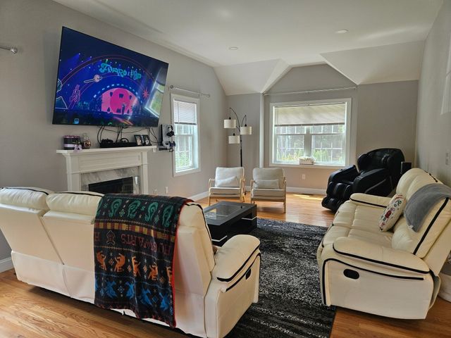 399 North Street, Tewksbury, MA 01876