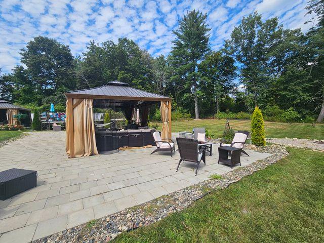 399 North Street, Tewksbury, MA 01876