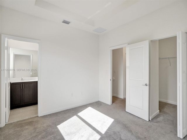 3436 W 111th Pl, Hialeah, FL 33018