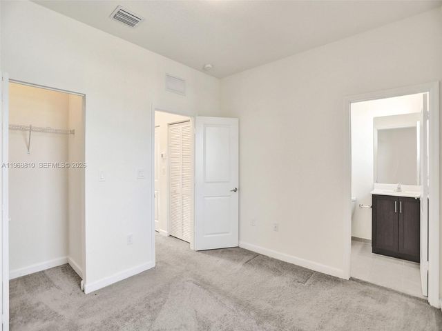 3436 W 111th Pl, Hialeah, FL 33018