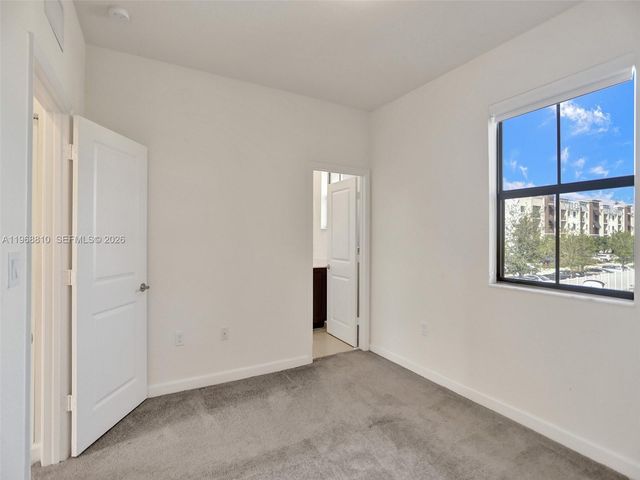 3436 W 111th Pl, Hialeah, FL 33018