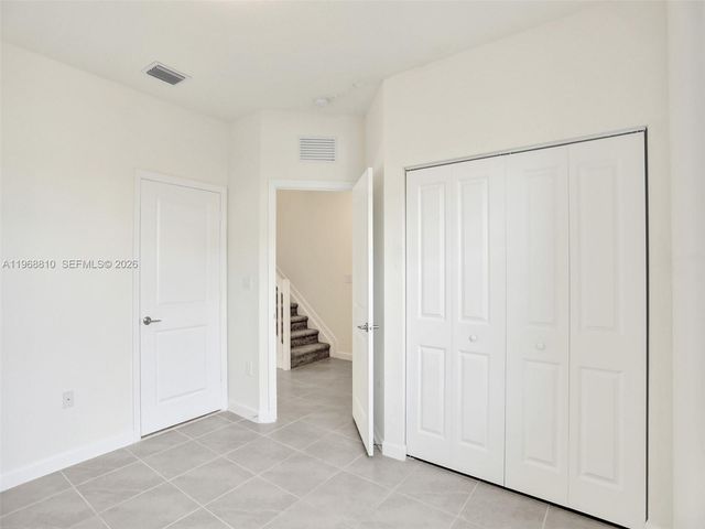 3436 W 111th Pl, Hialeah, FL 33018