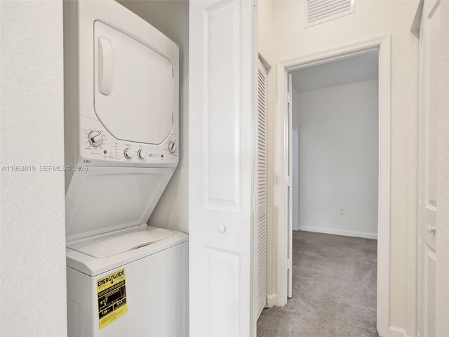 3436 W 111th Pl, Hialeah, FL 33018