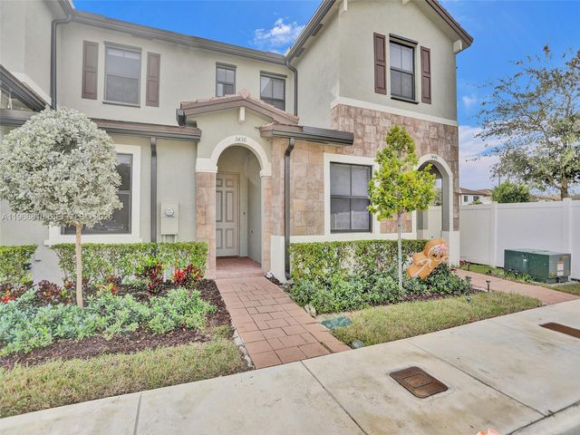 3436 W 111th Pl, Hialeah, FL 33018