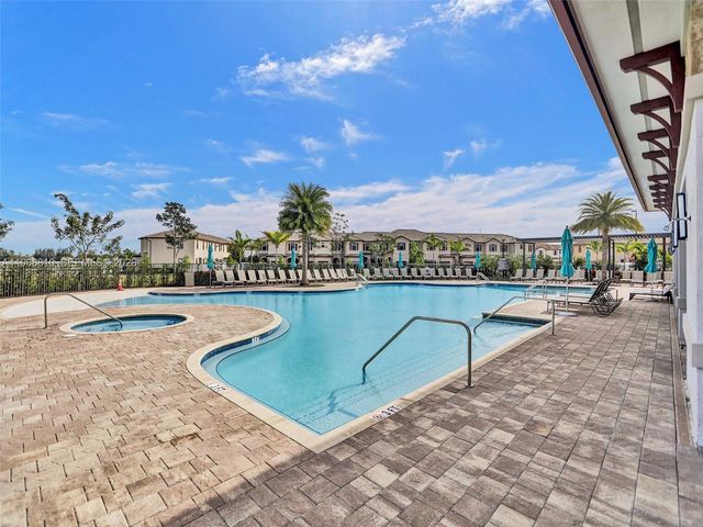 3436 W 111th Pl, Hialeah, FL 33018