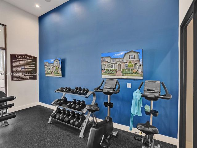 3436 W 111th Pl, Hialeah, FL 33018