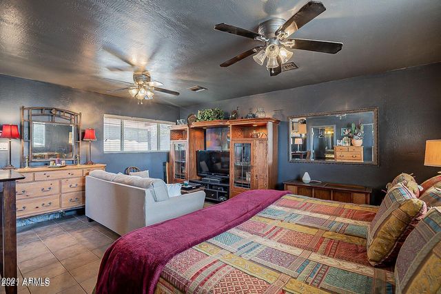 9416 N 3RD Avenue, Phoenix, AZ 85021