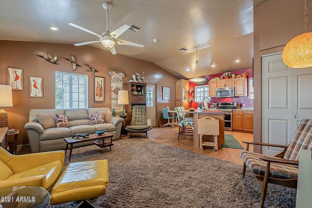 9416 N 3RD Avenue, Phoenix, AZ 85021