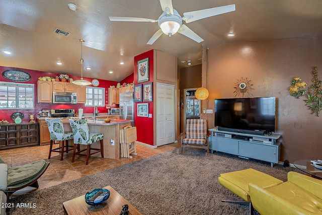 9416 N 3RD Avenue, Phoenix, AZ 85021