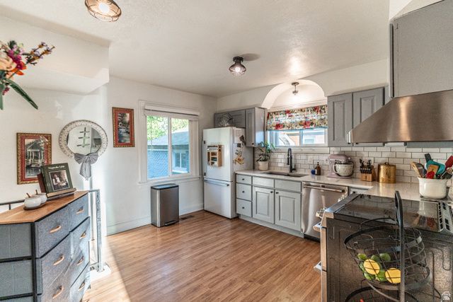 409 S 400 E, Springville, UT 84663