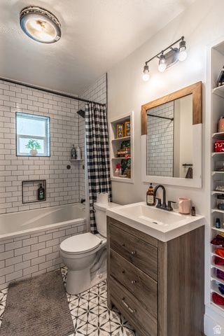 409 S 400 E, Springville, UT 84663