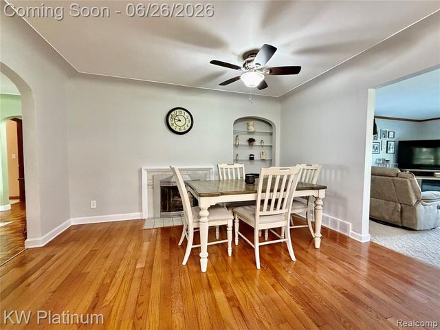 2930 W Water Street, Port Huron, MI 48060