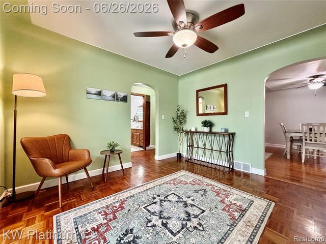 2930 W Water Street, Port Huron, MI 48060