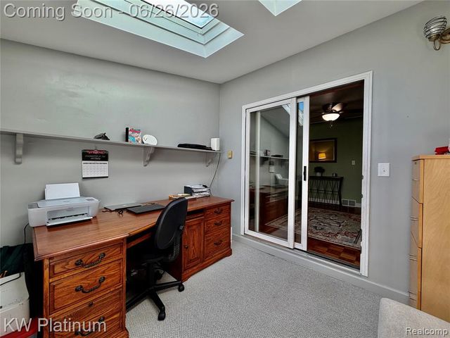 2930 W Water Street, Port Huron, MI 48060