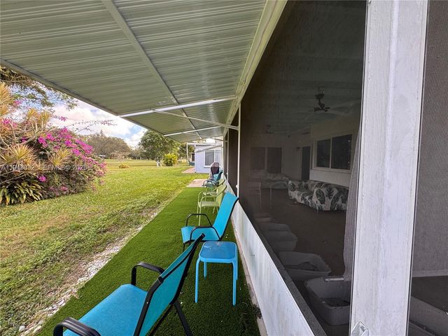 4705 NW 44th Ct, Tamarac, FL 33319